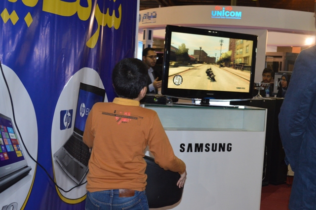 علیرضا پویافر: گزارش اختصاصی یازدهمین نمایشگاه فناوری اطلاعات استان یزد:کودکان و نوجوانان کامیتکسی(8)