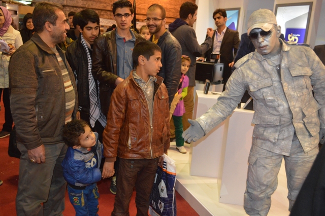 علیرضا پویافر: گزارش اختصاصی یازدهمین نمایشگاه فناوری اطلاعات استان یزد:کودکان و نوجوانان کامیتکسی(8)