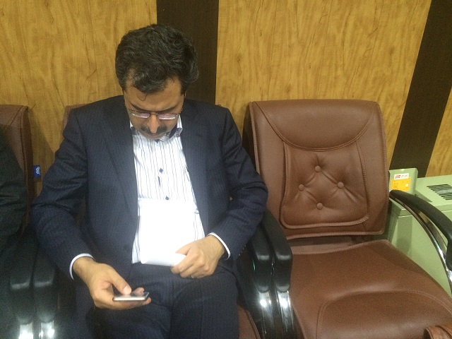 محمد حسین تقوایی زحمتکش - یزدفردا - نشست خبری ستاد مديريت بحران استان يزد درخصوص حادثه مسمومیت دانشجویان دانشگاه یزد با حضور جمعی از خبرنگاران یزد برگزار شد محمد حسین تقوایی زحمتکش - یزدفردا - نشست خبری ستاد مديريت بحران استان يزد درخصوص حادثه مسمومیت دانشجویان دانشگاه یزد با حضور جمعی از خبرنگاران یزد برگزار شد