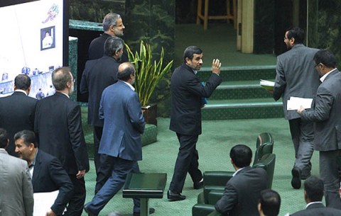 http://www.yazdfarda.com/media/news_gal/file_19588.jpeg