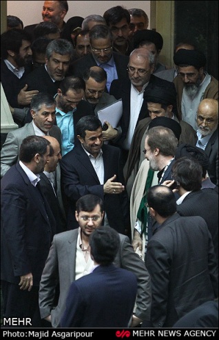 http://www.yazdfarda.com/media/news_gal/file_19590.jpeg