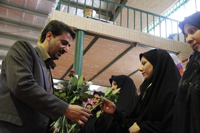 http://www.yazdfarda.com/media/news_gal/file_51935.jpeg