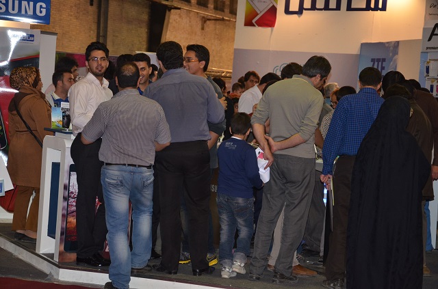 علیرضا پویافر :گزارش اختصاصی دهمین نمایشگاه کامپیوتر و موبایل : کودکان و نوجوانان کامیتکسی