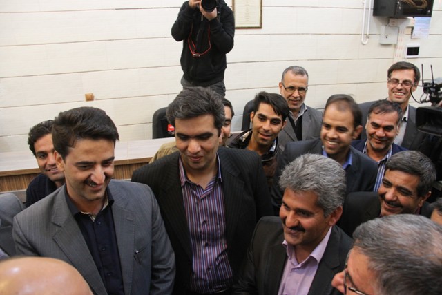 http://yazdfarda.com/media/news_gal/file_75035.jpeg