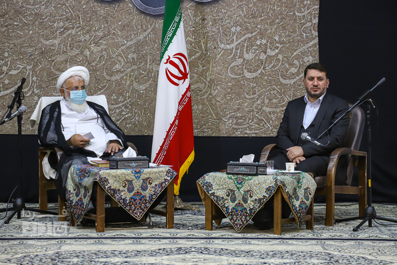 دیدار استاندار با نماینده ولی فقیه و امام جمعه یزد