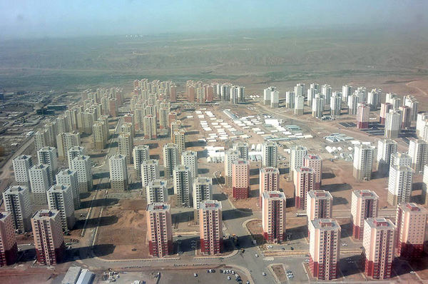 ۹ راهکار اقتصادی و اجتماعی  برای رشد شهرهای حومه