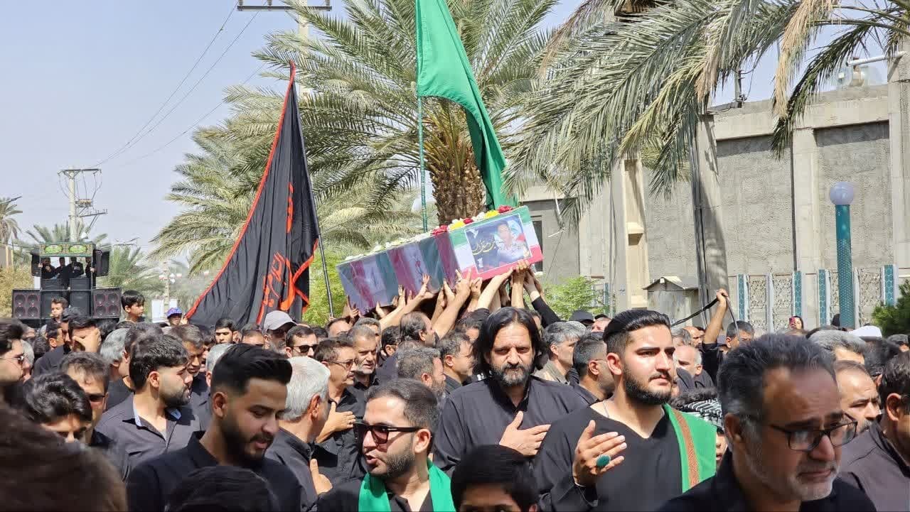 تشییع پیکر مدافع وطن شهید یاسین دهستانی در بافق