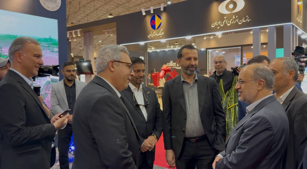 بازديد معاون معدنی وزیر صمت از غرفه چادرملو در متافو تبريز