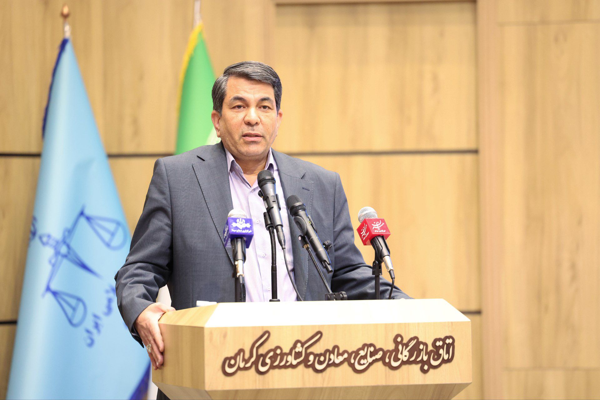 کرمان؛ یکی از استانهای امن کشور/ مسیر سرمایهگذاری در استان کرمان هموار شده است کرمان؛ یکی از استانهای امن کشور/ مسیر سرمایهگذاری در استان کرمان هموار شده است