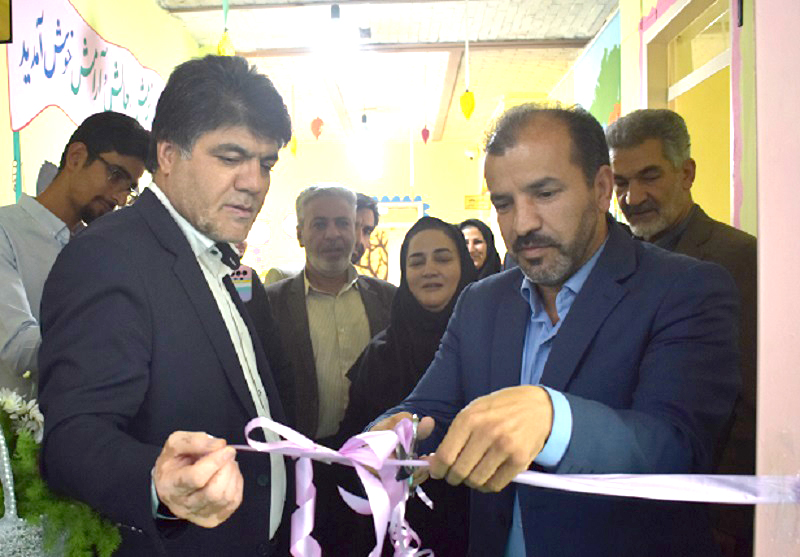 اتاق تربیت بدنی شهید ابراهیم هادی آموزشگاه پسرانه حکیم ملاعبدالله بهابادی بهاباد افتتاح شد