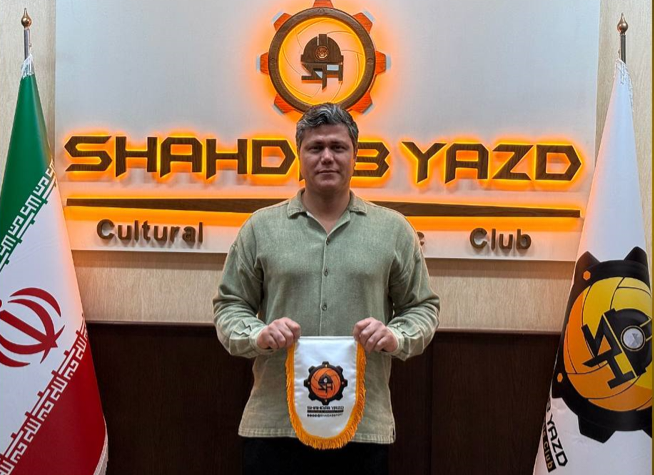 مهدوی سرمربی شهداب باقی ماند