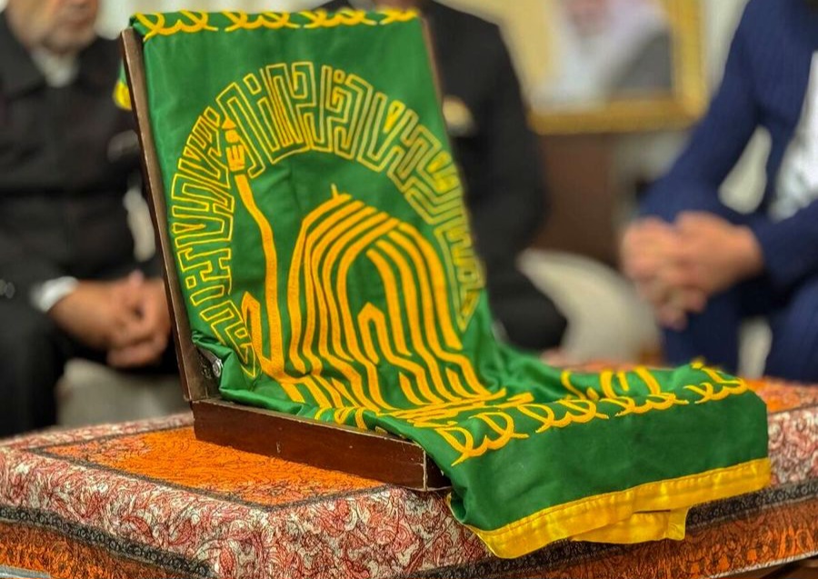 اجتماع بزرگ زیر سایه خورشید در یزد برگزار شد