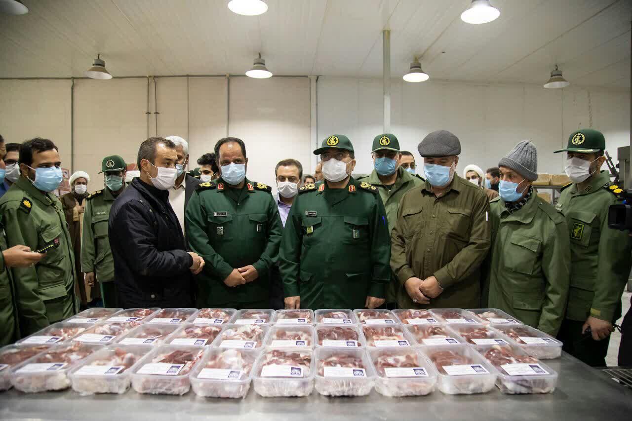 ذبح چهار هزار قربانی به نیت ۴۰۰۰ شهید استان یزد آغاز شد