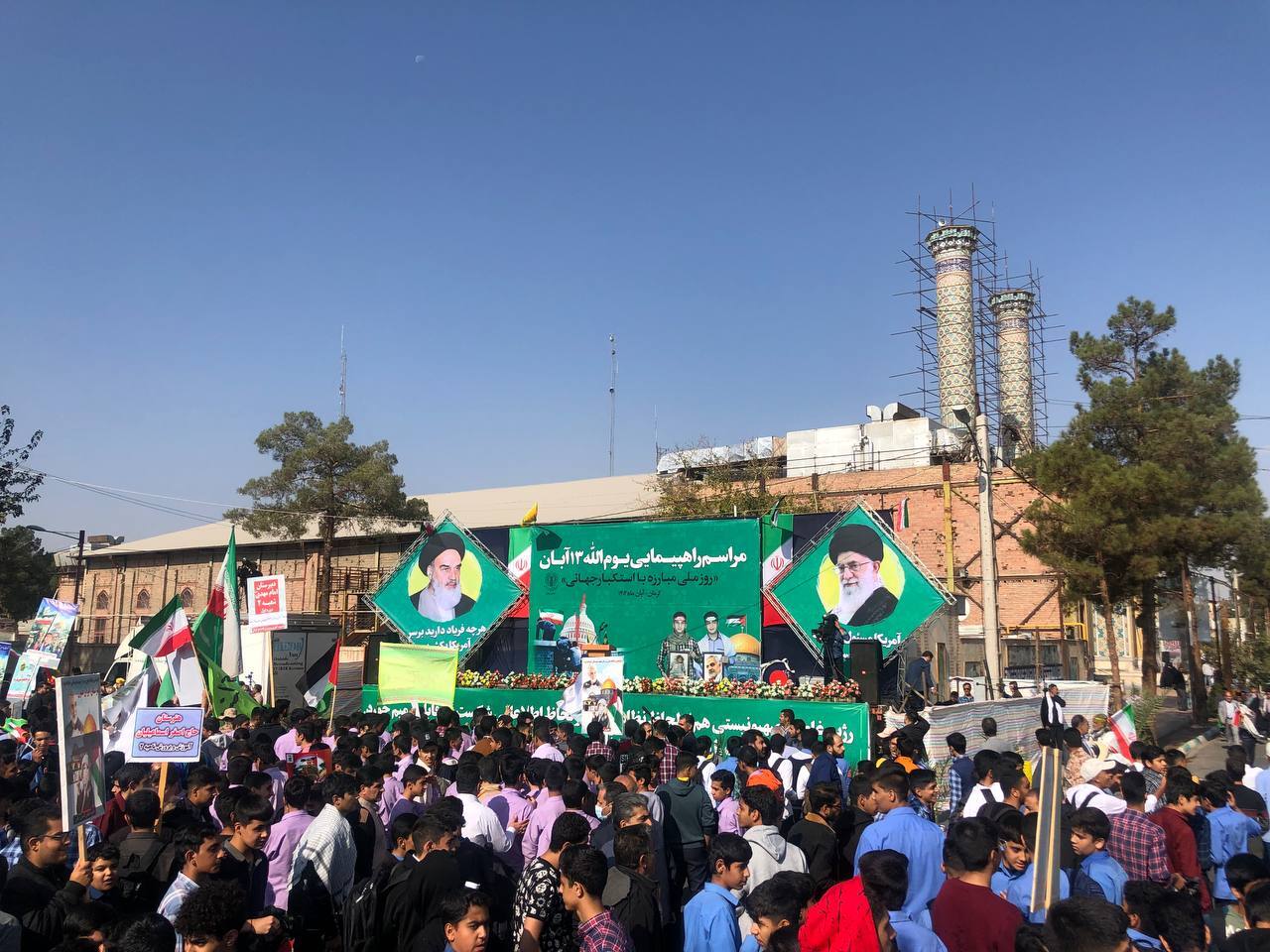 ۱۳ آبان، گنجینه‌ای از همت و غیرت اسلامی ملت ایران است