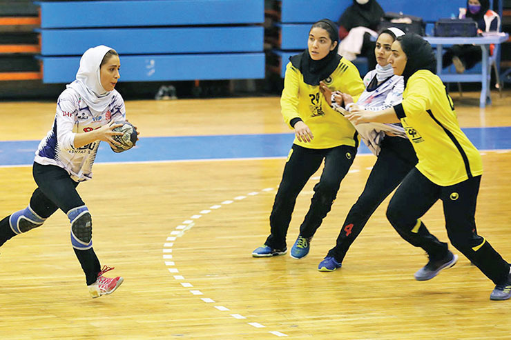 آمادگی بانوان بافقی برای حضور در لیگ برتر هندبال کشور