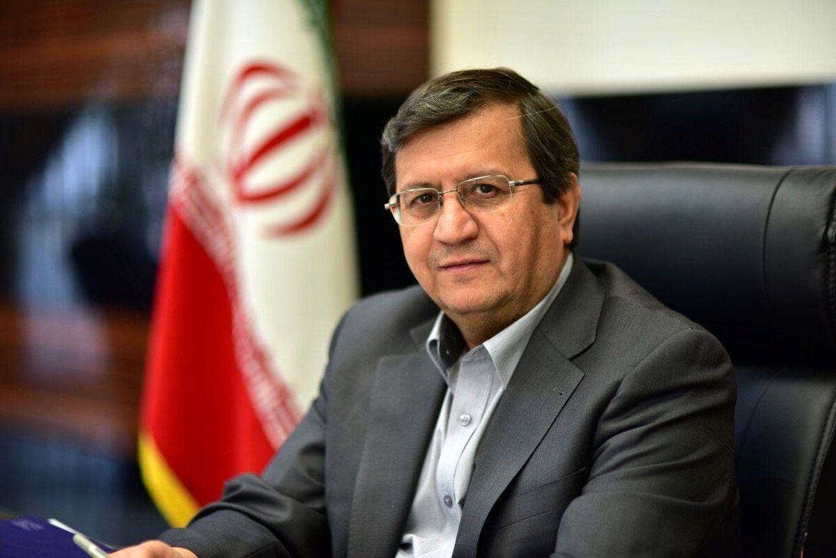 فیلم| همتی: نمی‌توان منتظر شد تا از آسمان وحی بیاید و مشکل دو نرخی بودن ارز را حل کند