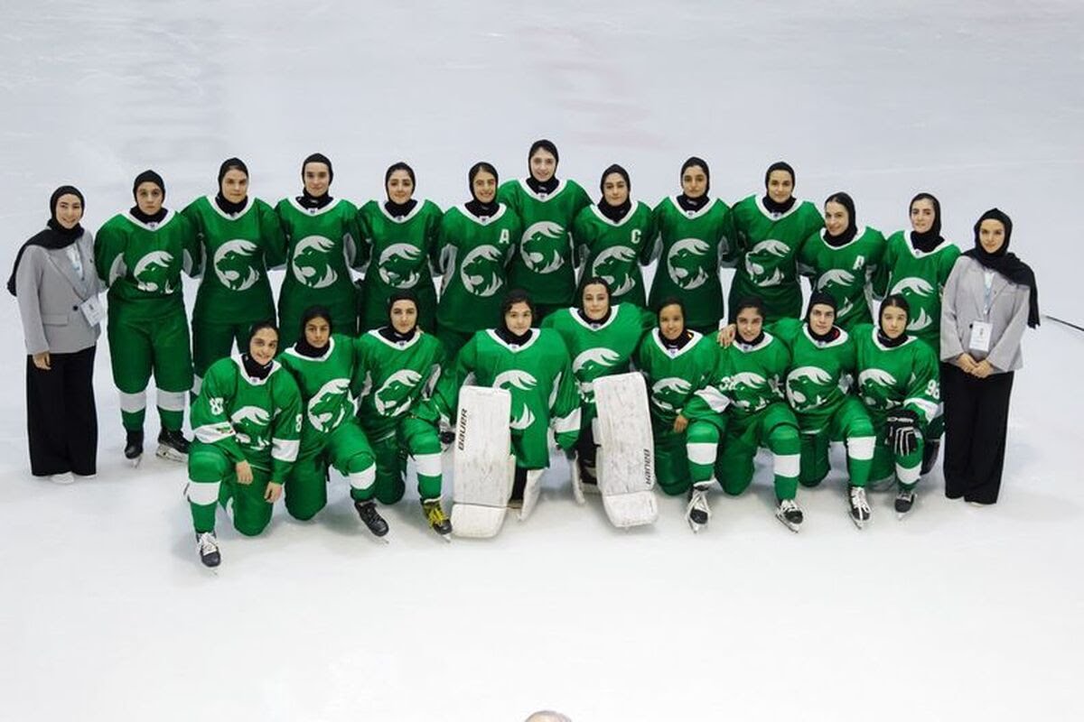 دومین پیروزی تیم هاکی روی یخ دختران ایران در قهرمانی آسیا