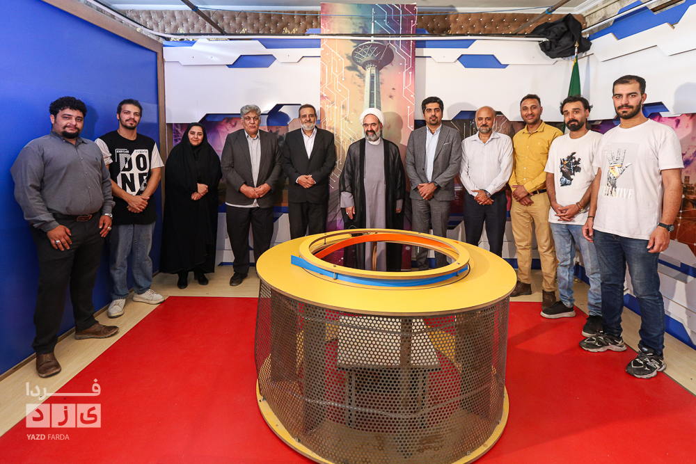 بازدید و تقدیر مدیرکل اداره کل فرهنگ و ارشاد از پایگاه خبری یزدفردا