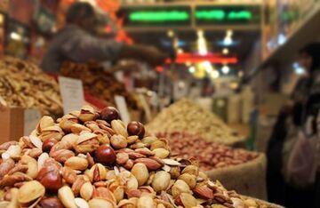 مدیریت بازار شب یلدا در یزد؛ عرضه اقلام یلدایی با قیمت مناسب