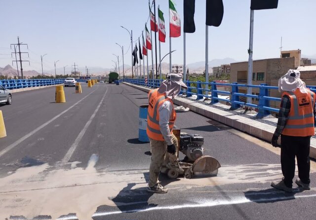 آغاز اجرای درزهای انبساط تقاطع غیرهمسطح «شهید زنگی‌آبادی» کرمان