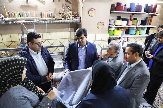 پنج هنرمند اردکانی نشان ملی اصالت گرفتند