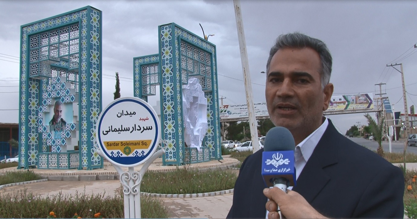 رونمایی از المان سردار سلیمانی در میبد