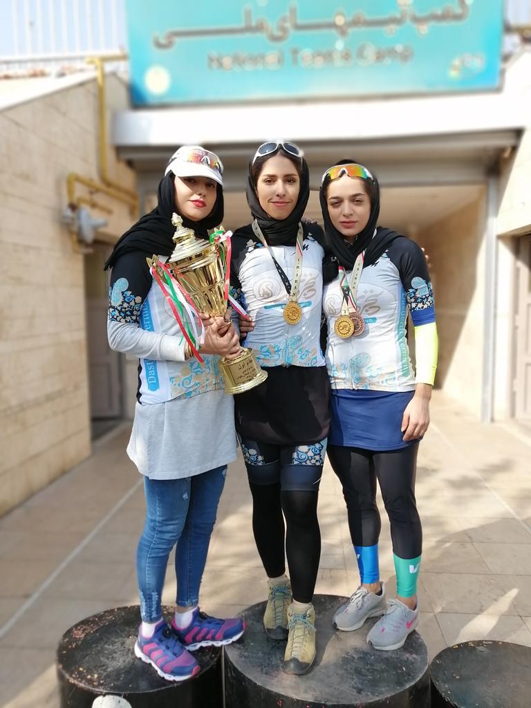 پایان لیگ برتر دوچرخه سواری جاده بانوان کشور در سال 98 با قهرمانی تيم يزد 