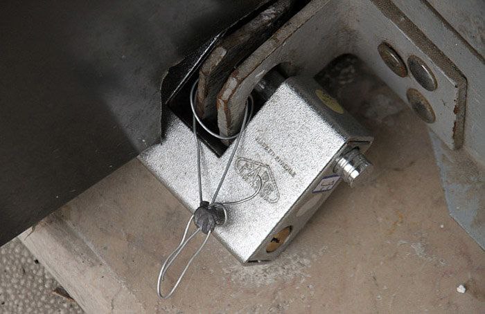 پلمب داروخانه در شهربابک