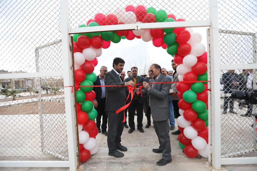 زمین‌های فوتبال و والیبال ساحلی پارک بزرگ شهر به بهره‌برداری رسید