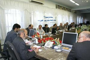 استاندار يزد در نشست طرح جمع‌آوري خانوار:طرح تحول اقتصادي  بهترين راهكار اجراي عدالت است 