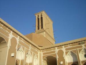 با حضور 20 نویسنده کشور در یزد :تازه ترين رمان هاي نوجوان ايران در نخستين شهر خشت خام دنيا، پخته مي شود