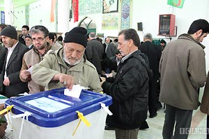 مردم با حضور پر شور در دور دوم انتخابات حماسه خود را تکمیل کنند