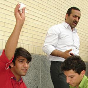 گزارش تصویری از مسابقات نجات تخم مرغ در دانشگاه آزاد اسلامی یزد(2نظر)