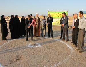  کلنگ احداث مجتمع ورزشی بانوان شهرستان میبد به زمین زده شد