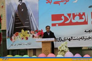 دهه فجر نداي بيدارباش وجدان انسان ها و جلوه گاه عنايت الهي و توانمندي مردم است