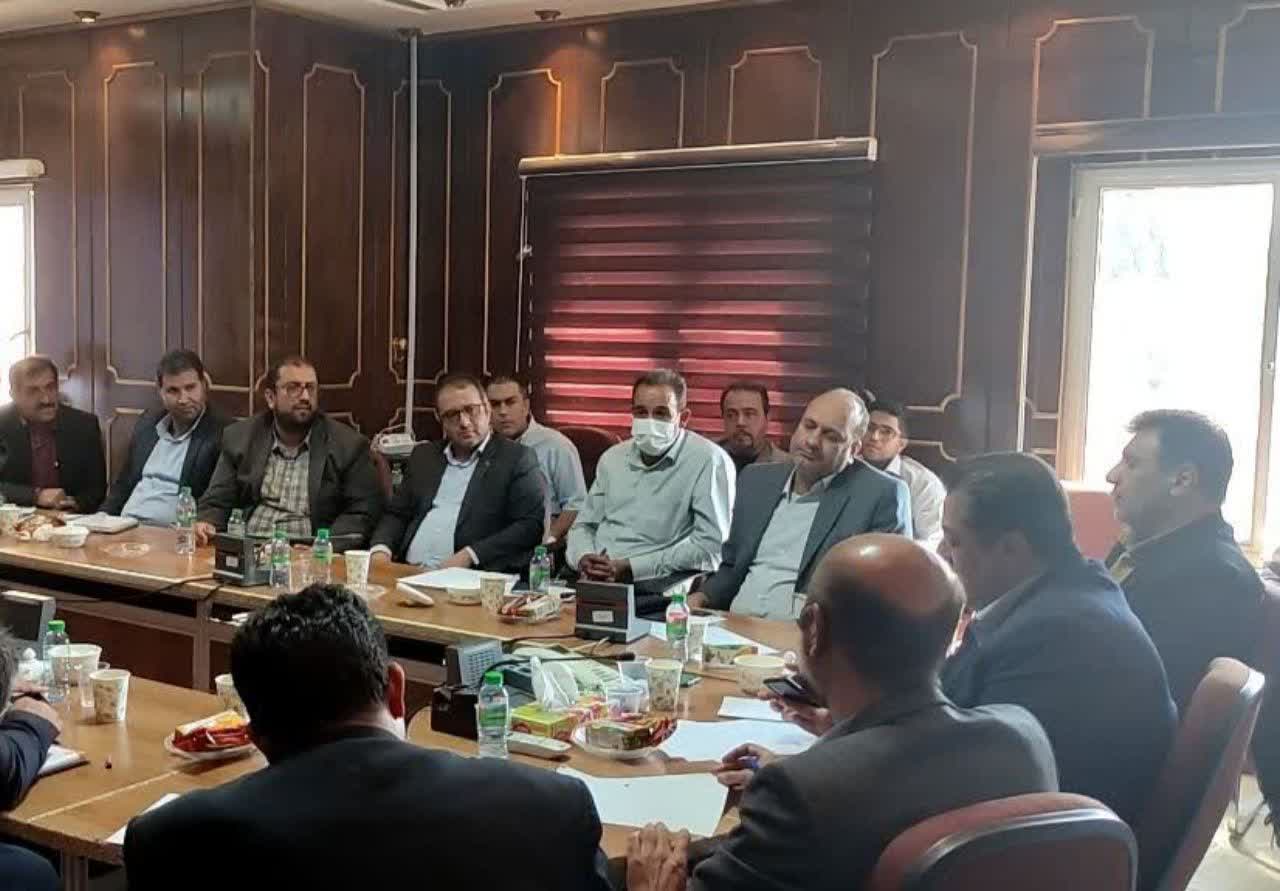 با حضور معاون عمرانی استانداری کرمان مشکلات راه ها و گازرسانی به آبدر بررسی شد