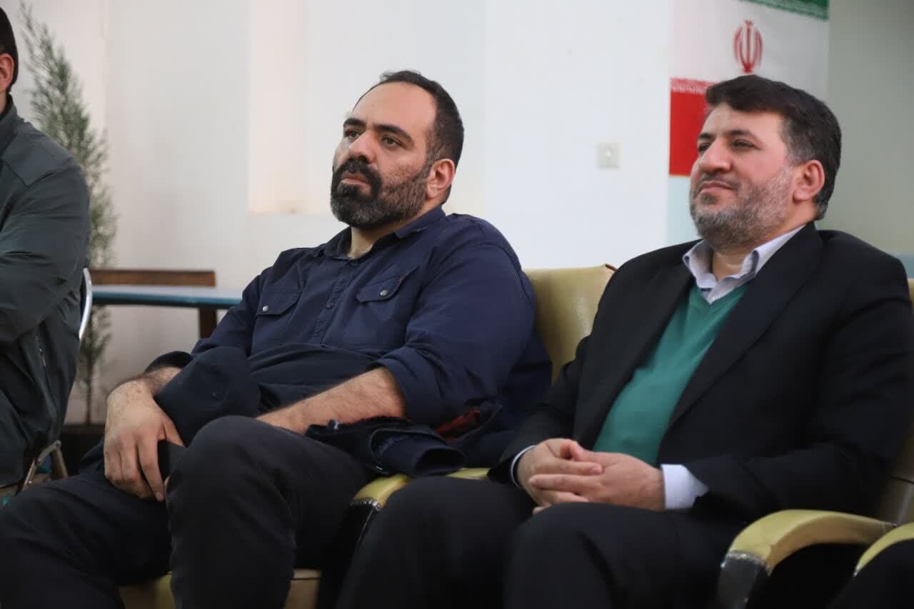 بازدید مدیر شبکه دو و استاندار یزد از پشت صحنه سریال "پشت پرده"